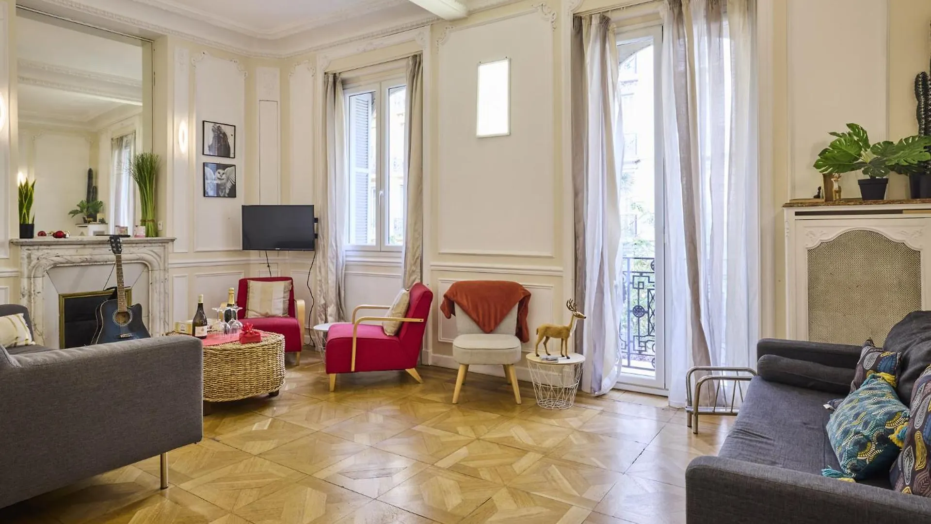 Apartmán Appartements Nice Centre Proche Mer Carre D'Or